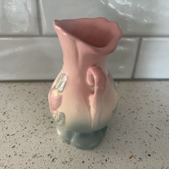 Vintage Hull Pottery Miniature Vase 5 Inches Magnolia Yellow Pink Blue Handles - Picture 2 of 7